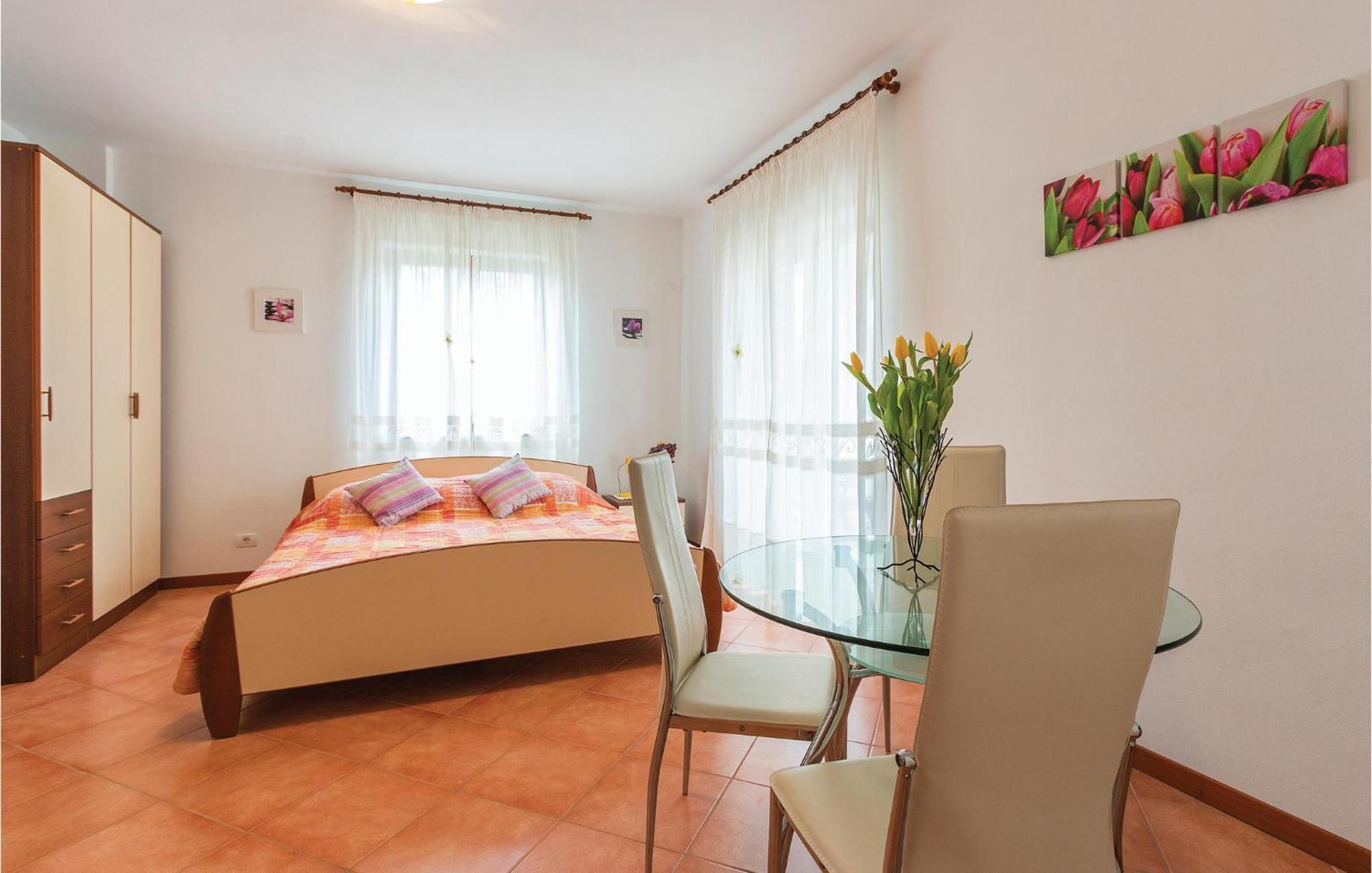 Gorgeous Apartment In Fazana With Wifi מראה חיצוני תמונה